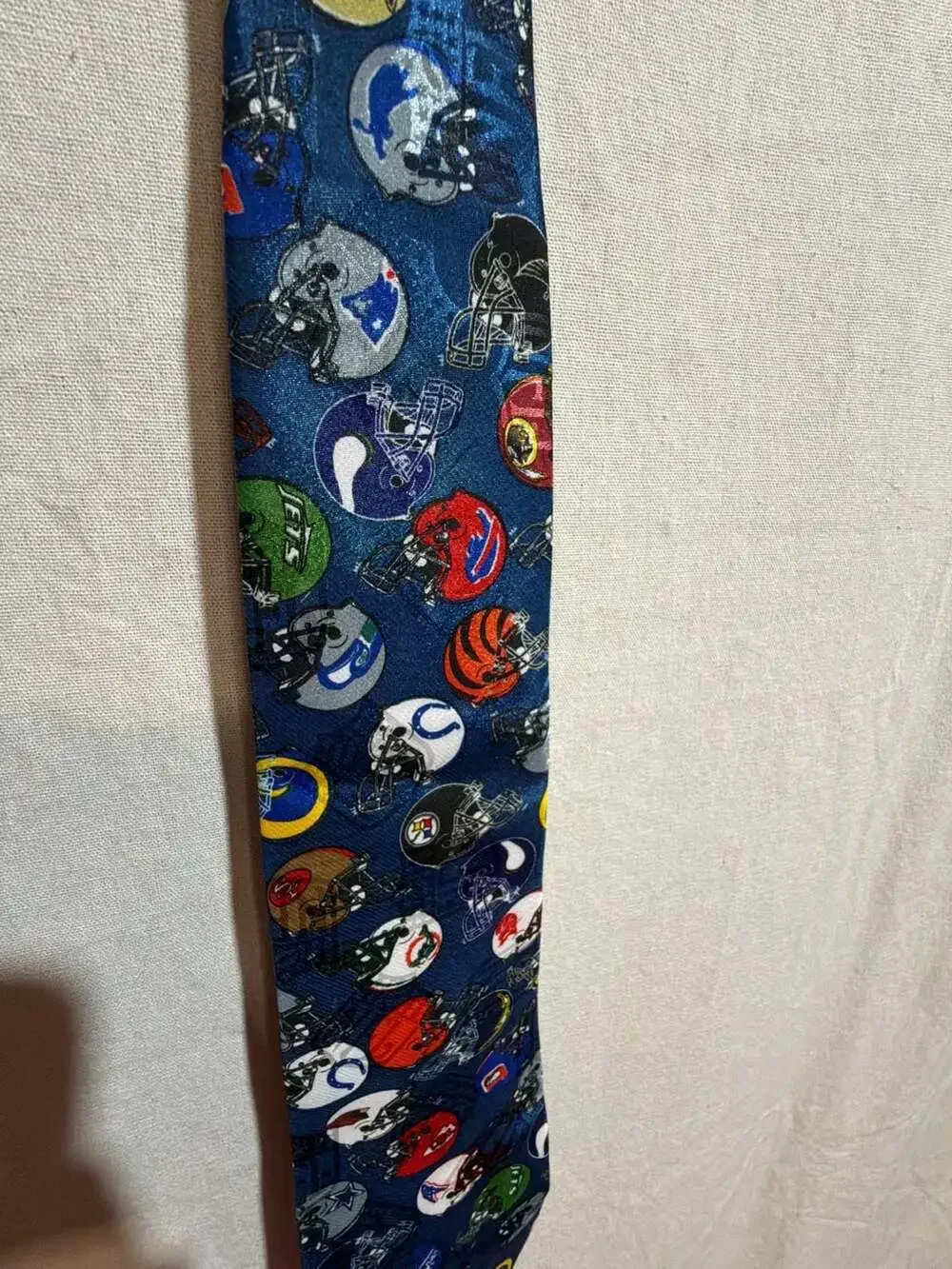 Vintage Team NFL Football Helmet Pattern Necktie